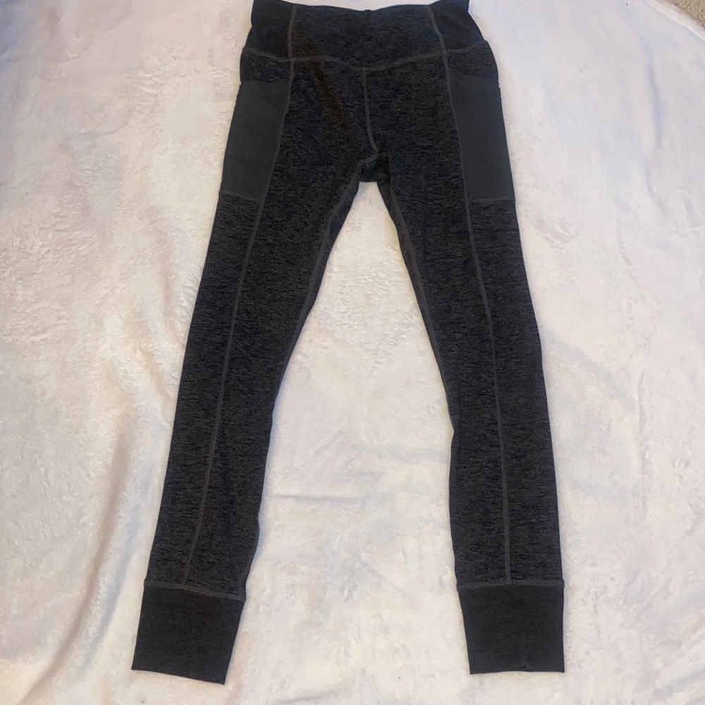 grey avis small yoga pants/ leggings with pockets